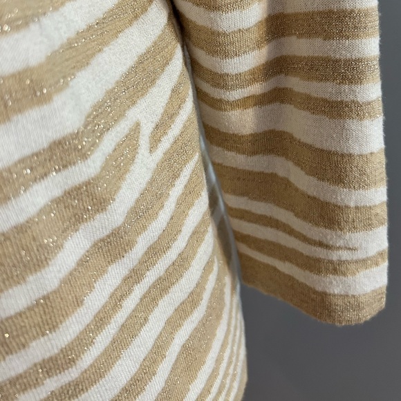 Chico’s Cardigan - Picture 4 of 6